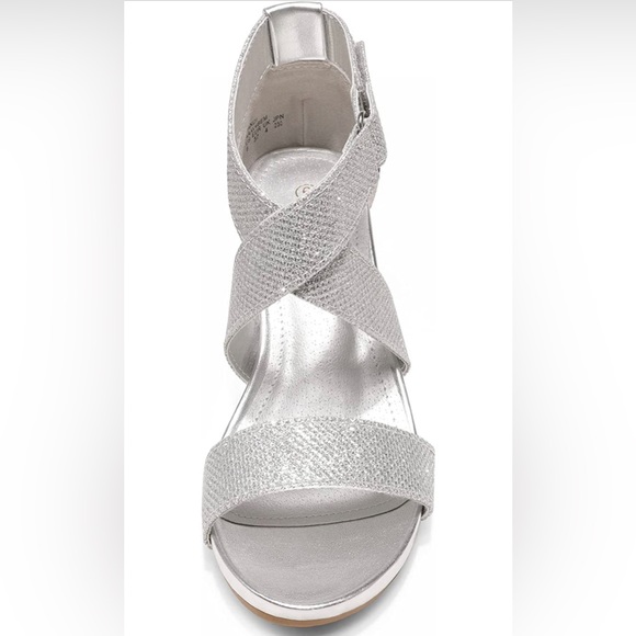 ⭐️NWT DREAM PAIRS Women's Elastic Ankle Strap Wedge Sandals ⭐️ - Picture 4 of 8